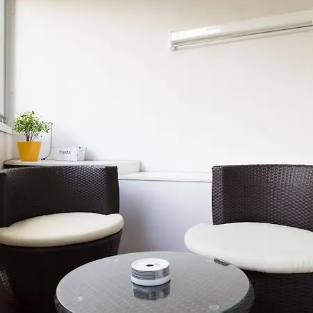 Old In Ba/5*luxus/3xtv/bar Internet * Bratislava